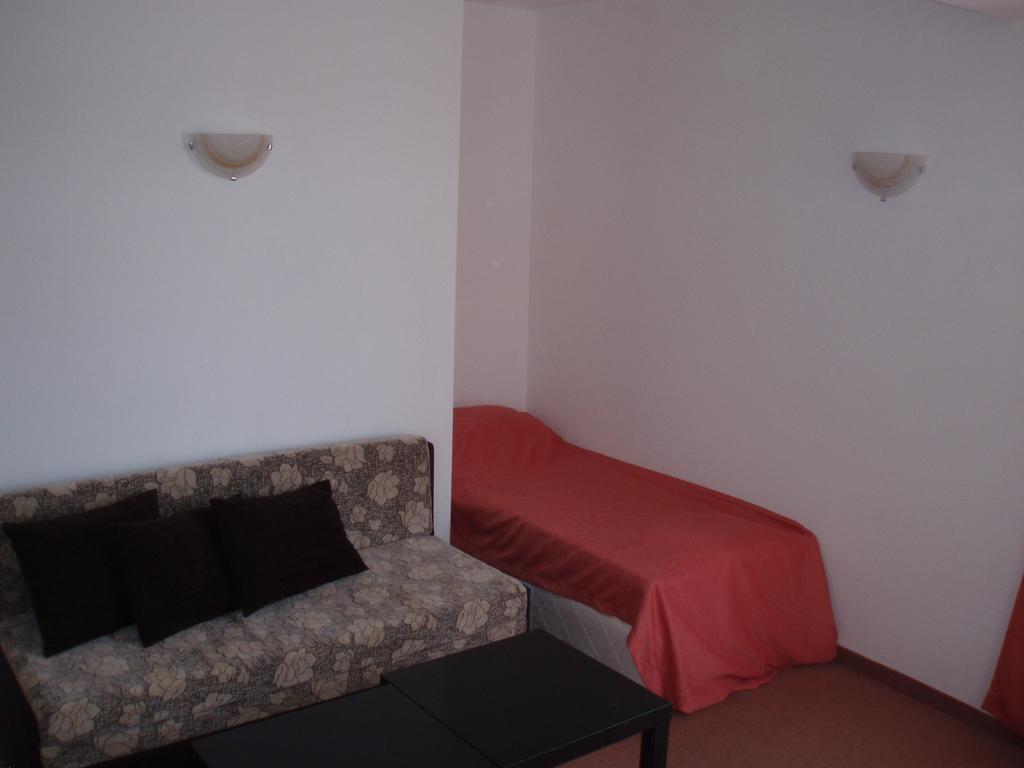 Hotel Bellisimo Lozenets Oda fotoğraf